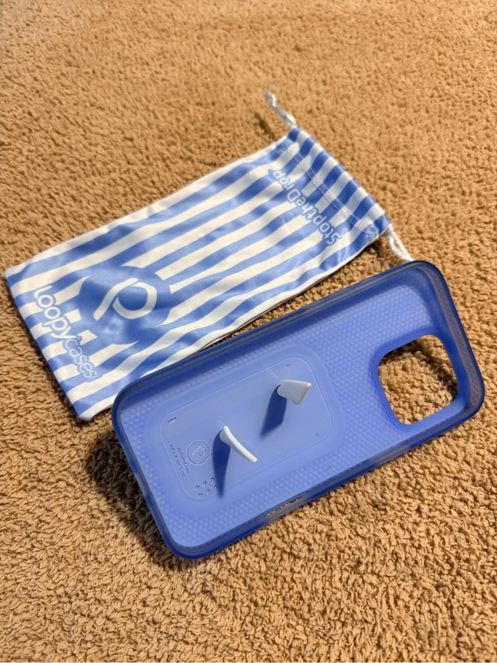Loopy Case Blue Stripes - Apple / iPhone 16 Pro Max (6.9